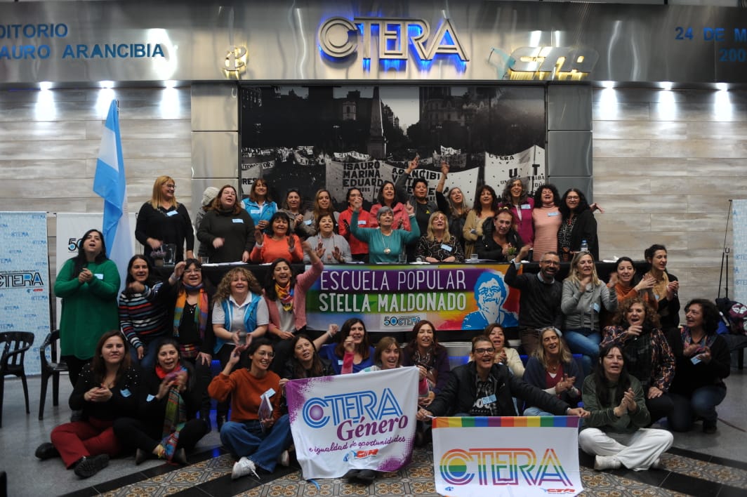 EMOCIONANTE Y COMPROMETIDA JORNADA DE LA ESCUELA POPULAR "STELLA MALDONADO"