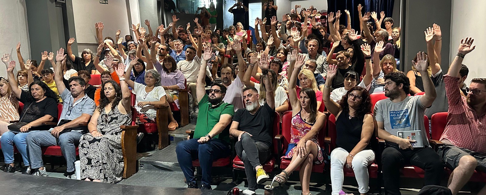 EL PLENARIO DE SECRETARIXS GENERALES APROBÓ LA PROPUESTA SALARIAL Y EL PLAN NACIONAL DE LUCHA