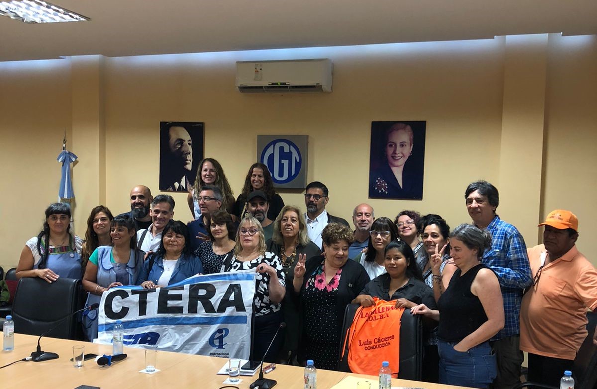 EN DEFENSA DE LOS DERECHOS DE LAS NIÑECES: SUTEBA PRESENTE EN CONFERENCIA DE PRENSA EN REPUDIO A LAS EXPRESIONES DE BENEGAS LYNCH