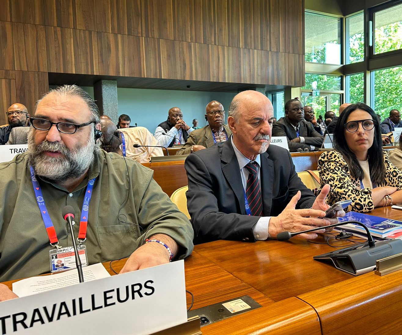 Roberto Baradel acompañado por Carlos Tomada y Dra. Eliana B