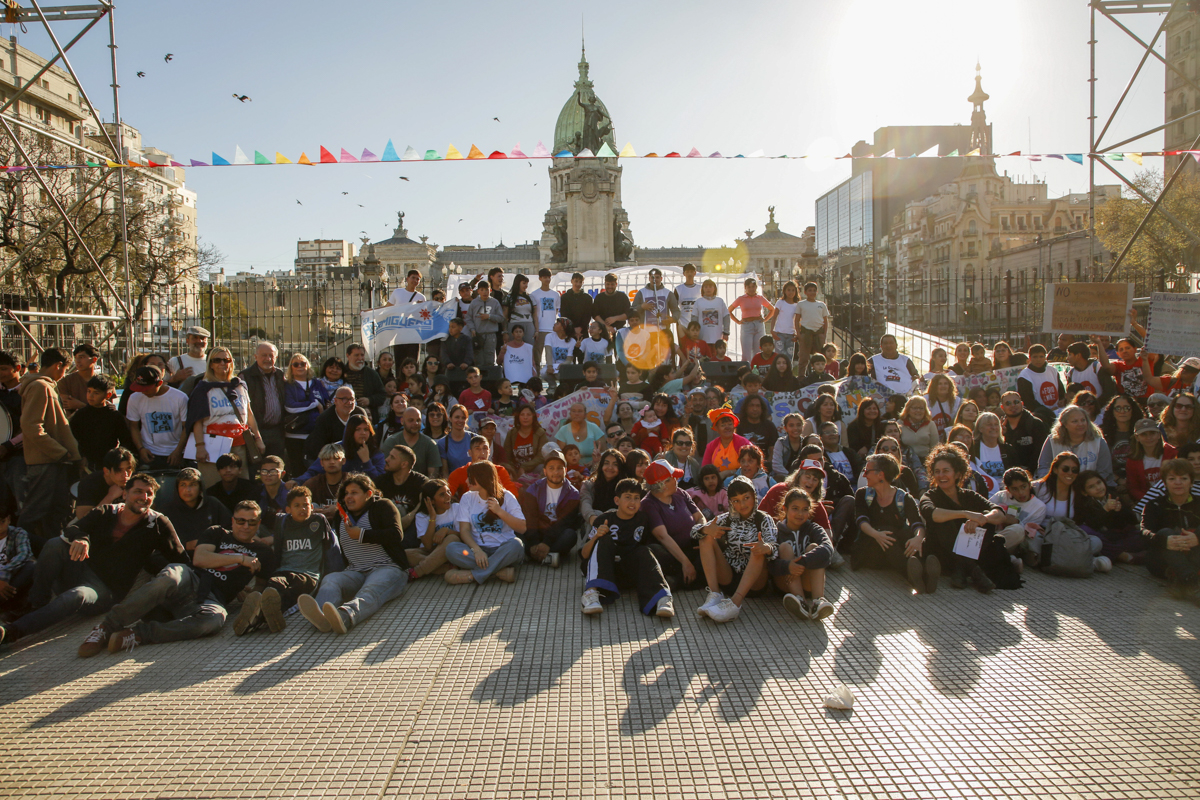 NI HAMBRE NI REPRESIÓN. PARA LXS PIBXS: ¡DERECHOS Y EDUCACIÓN!