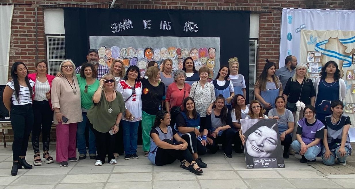 SUTEBA PRESENTE EN EL JARDÍN Nº 915 DE SAN MIGUEL: HOMENAJE A MARY Y STELLA EN LA SEMANA DE LAS ARTES