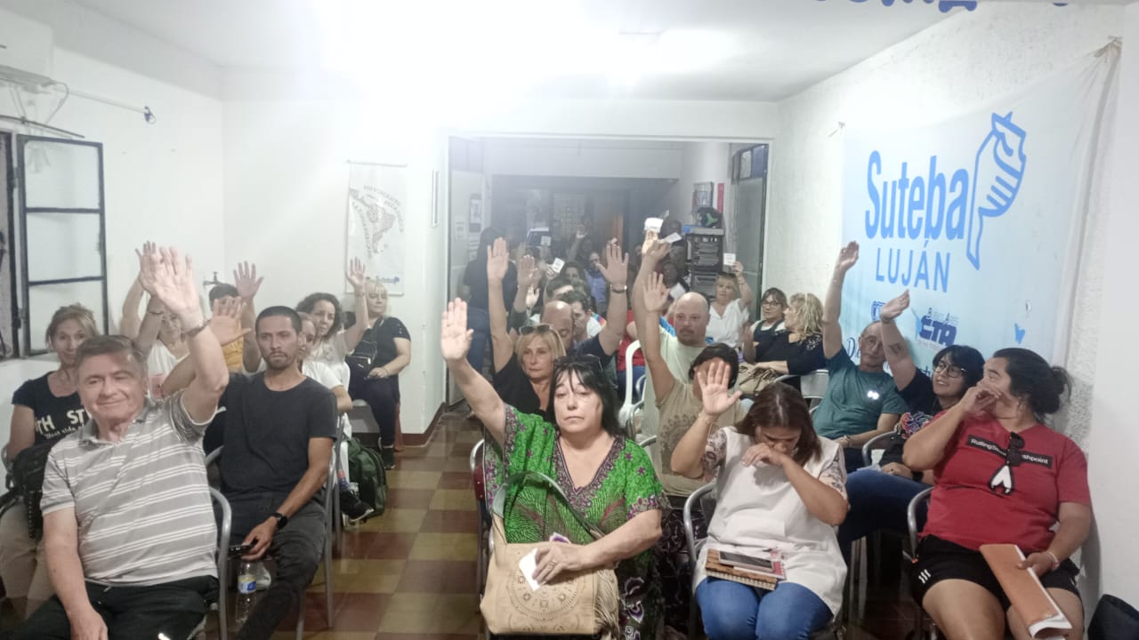 Luján