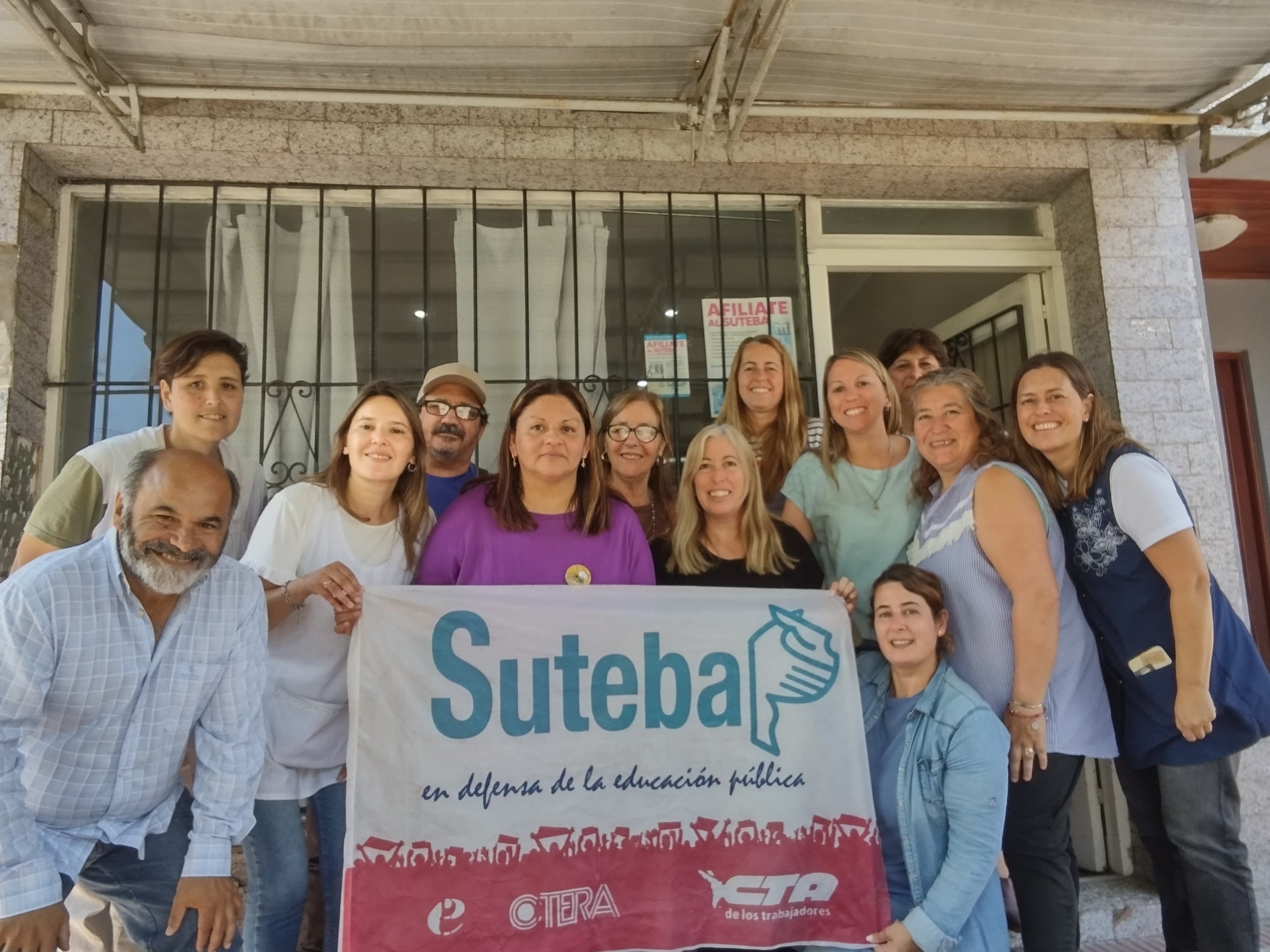 SUTEBA SIGUE CRECIENDO: ¡SE CONFORMÓ LA JUNTA PROMOTORA DE CASTELLI!