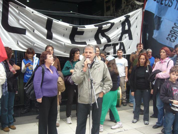 DENUNCIA DE CTERA ANTE EL MINISTERIO DE TRABAJO POR EL DECRETO INCONSTITUCIONAL DEL GOBERNADOR DE NEUQUEN JORGE SAPAG