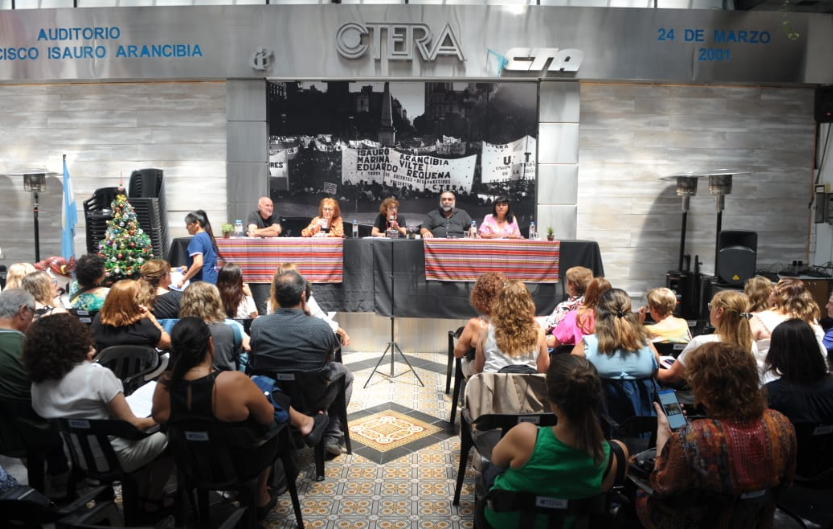 JORNADA EN DEFENSA DE LA EDUCACIÓN PÚBLICA