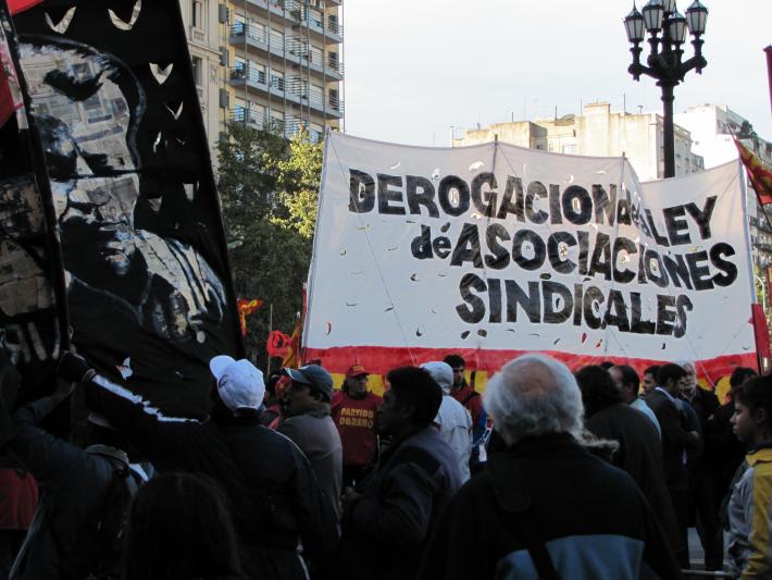 POR LIBERTAD Y DEMOCRACIA SINDICAL 