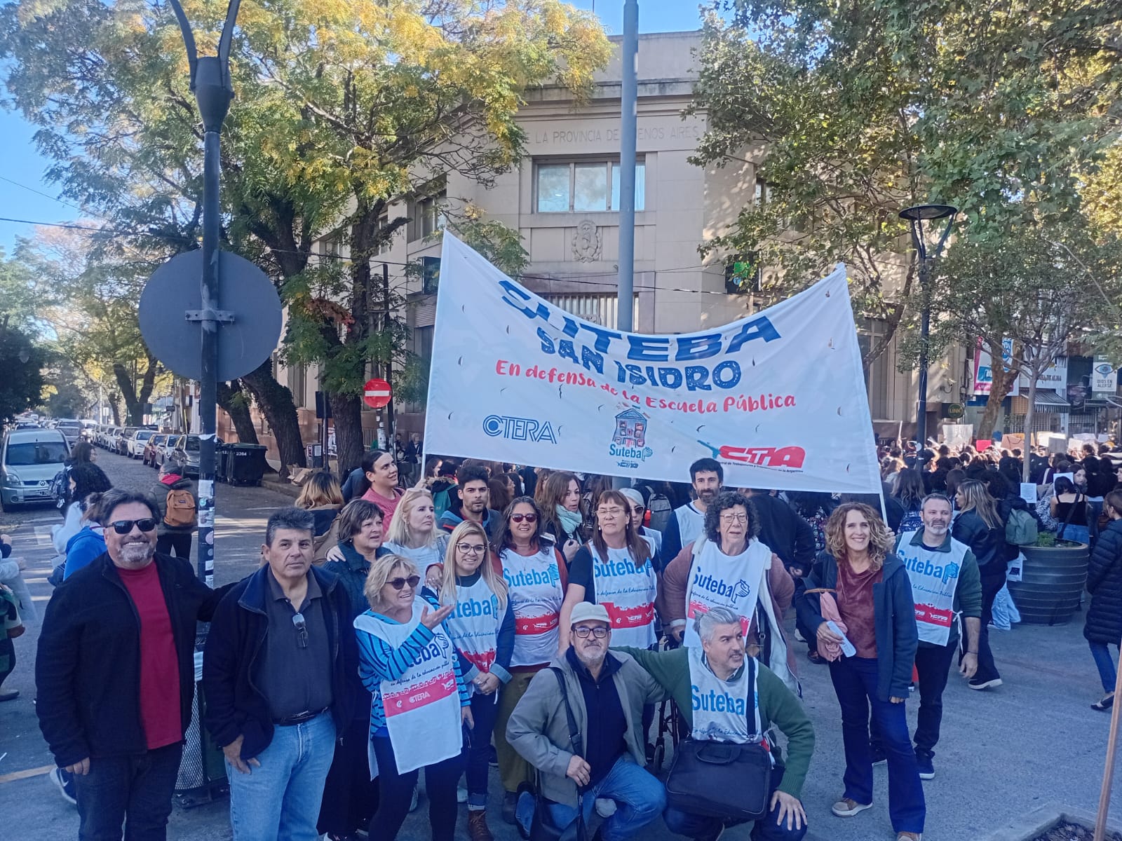 SAN ISIDRO: ¡TODXS EN DEFENSA DE LA ESCUELA DE ARTE!