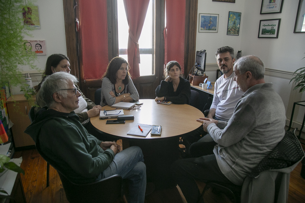 SUTEBA Y TRABAJADORXS DE LA DEFENSORÍA DEL PÚBLICO DE ATE CAPITAL, EN FAVOR DEL DERECHO A LA COMUNICACIÓN