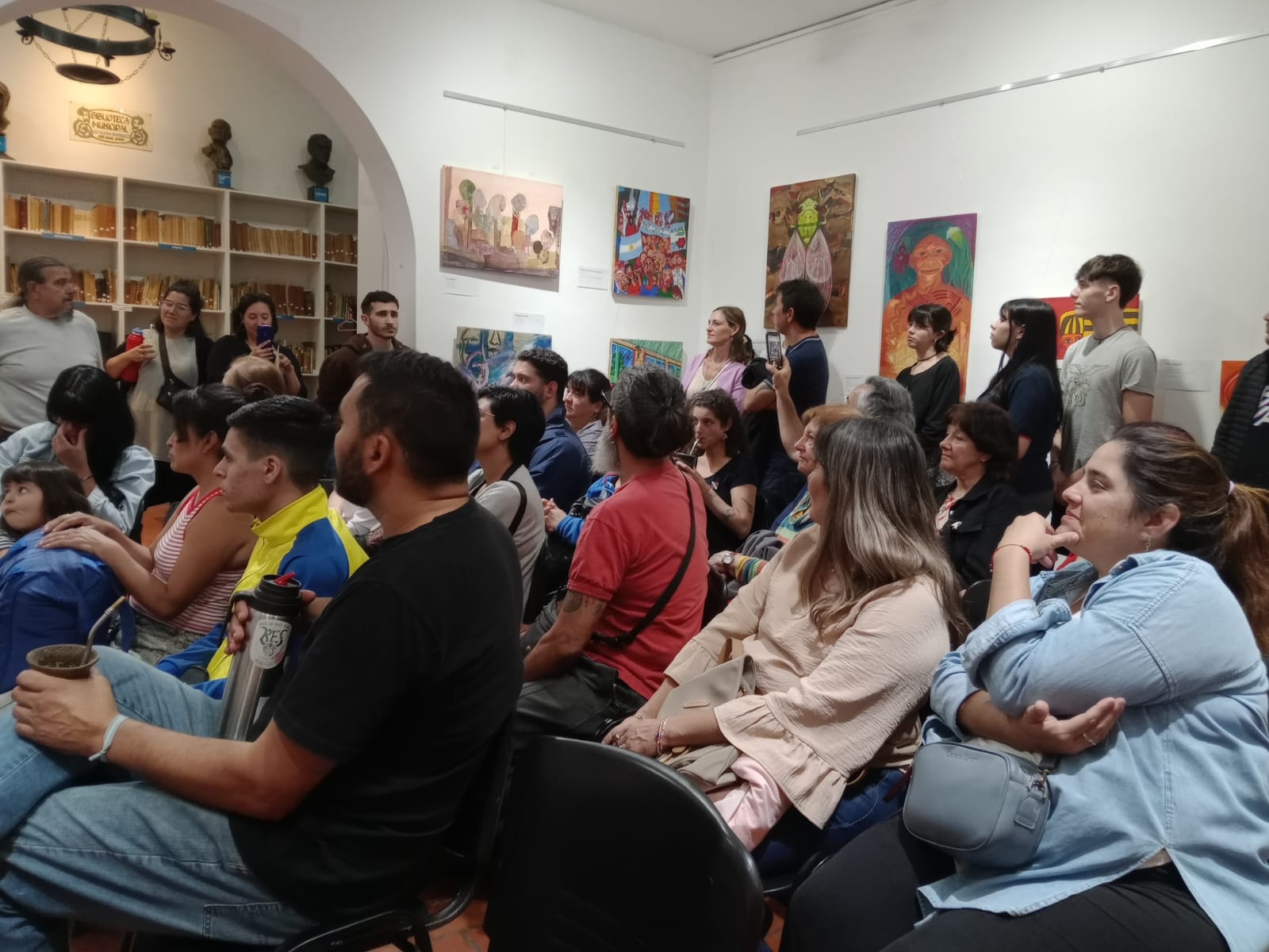 "NUESTRO ARTE DOCENTE": UNA MUESTRA QUE RECORRE LA PROVINCIA