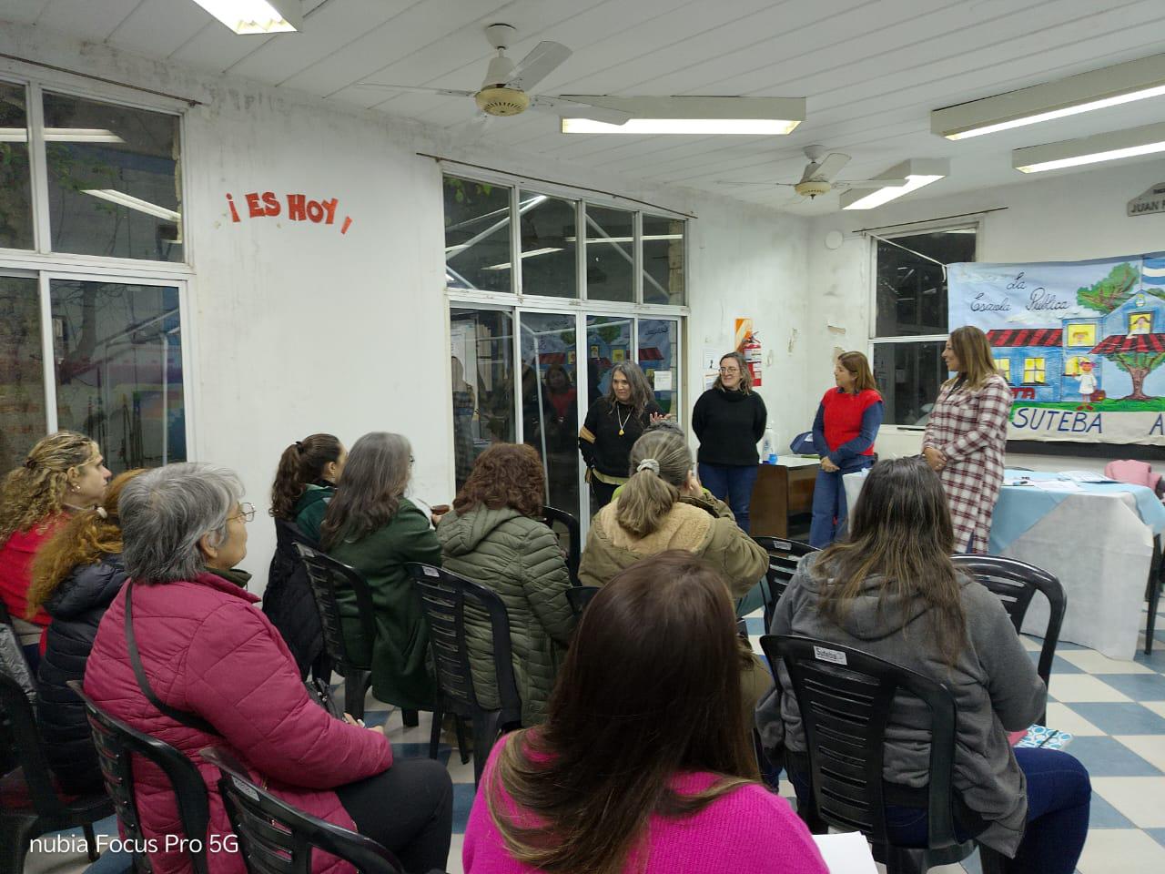 ALMIRANTE BROWN Y LOMAS DE ZAMORA RECIBIERON AL EQUIPO DE LA SECRETARÍA DE EDUCACIÓN