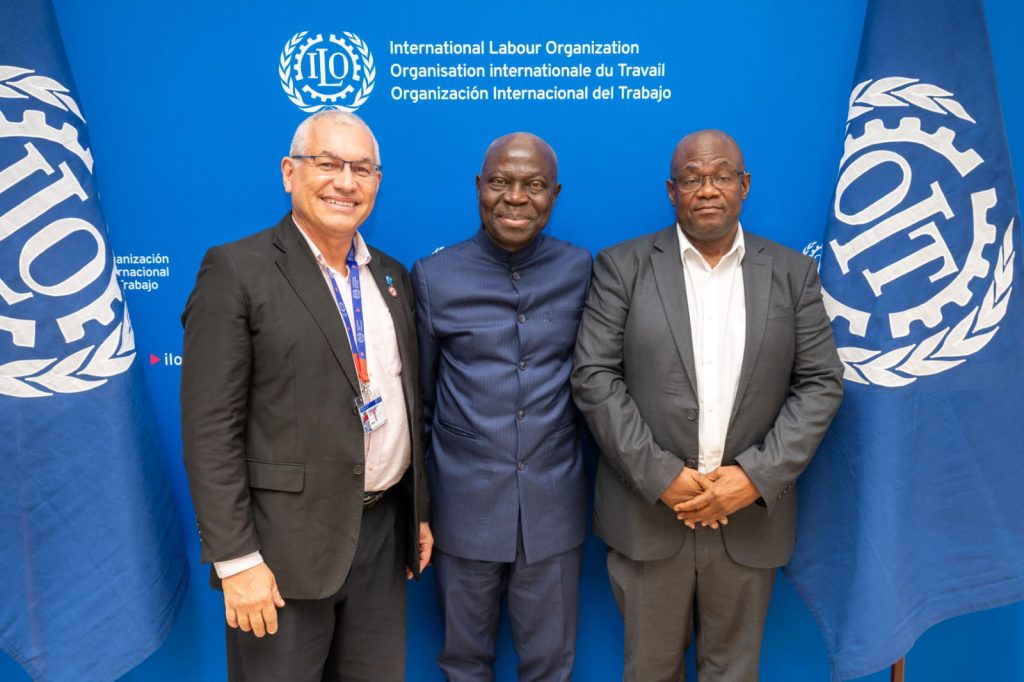 LA INTERNACIONAL DE LA EDUCACIÓN RECLAMÓ ANTE EL DIRECTOR GENERAL DE LA OIT LA REVISIÓN JUSTA DE LOS CONVENIOS INTERNACIONALES DEL TRABAJO DOCENTE