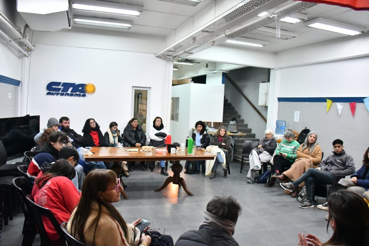 FORO POR LA NIÑEZ: SUTEBA Y LA CTA PROVINCIA, PRESENTES EN EL PLENARIO REGIONAL