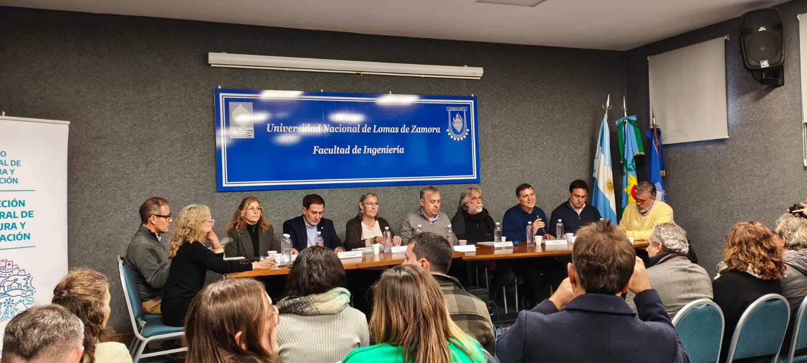 TRATAMIENTO DE RESOLUCIÓN PARA EMPADRONAMIENTO Y REGULACIÓN DE INSTITUCIONES QUE OFRECEN POSTÍTULOS Y TRAYECTOS DE FORMACION PEDAGÓGICA