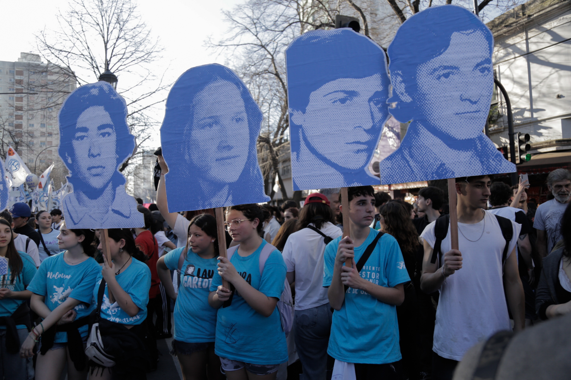 ¡A 49 AÑOS, LOS LÁPICES SIGUEN ESCRIBIENDO POR MÁS DERECHOS Y MÁS DEMOCRACIA!