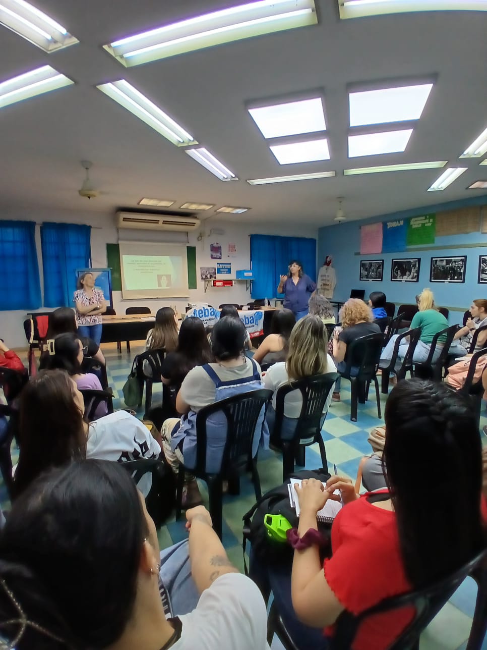 TALLER SOBRE LA IMPORTANCIA DE LA VOZ EN LXS DOCENTES
