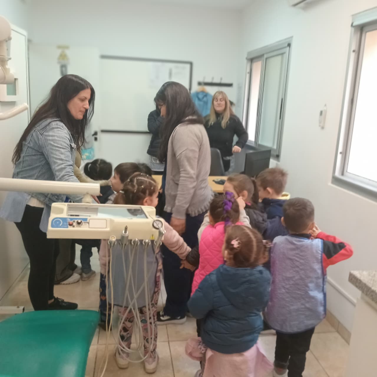 VISITA AL CENTRO DE SALUD "ISAURO ARANCIBIA" DEL SUTEBA SAN MARTÍN<strong><strong><br /></strong></strong>