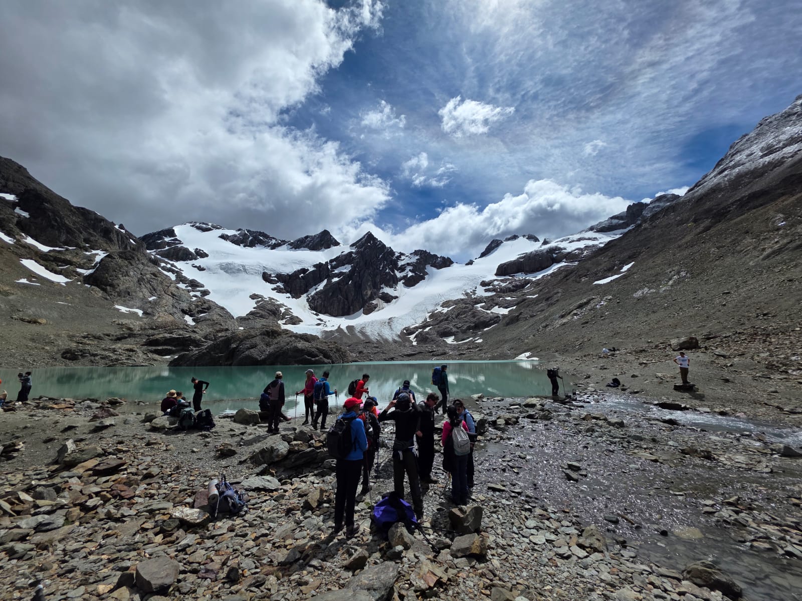 TURISMO EN USHUAIA CON LA ESCUELA DE MONTAÑA