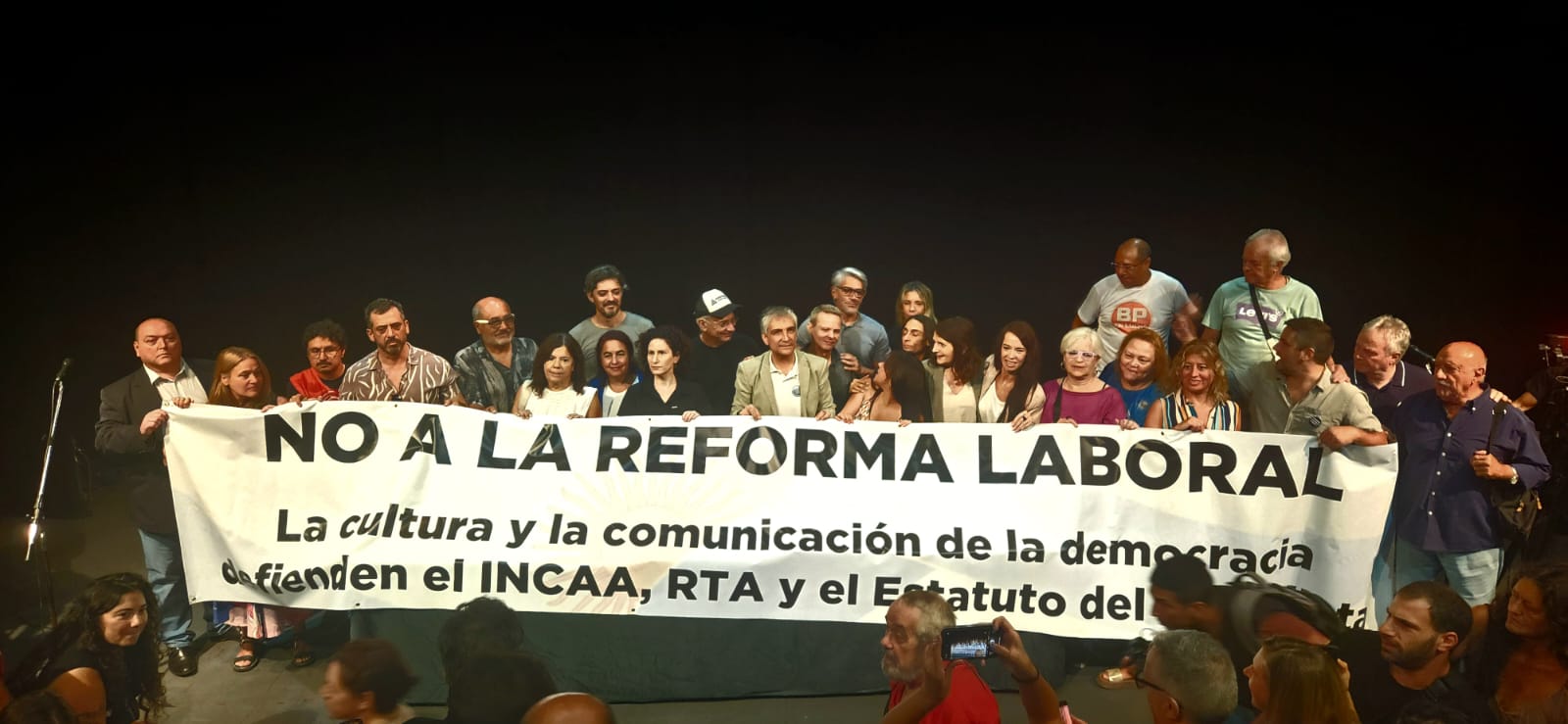 LA CULTURA Y LA COMUNICACIÓN, CONTRA LA REFORMA LABORAL DE MILEI