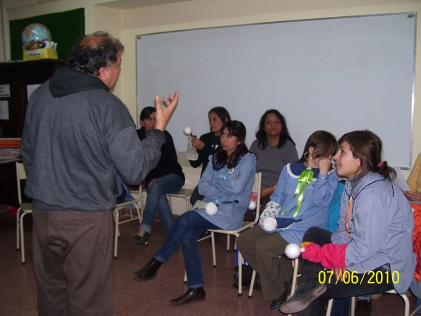 TALLER DE TÍTERES