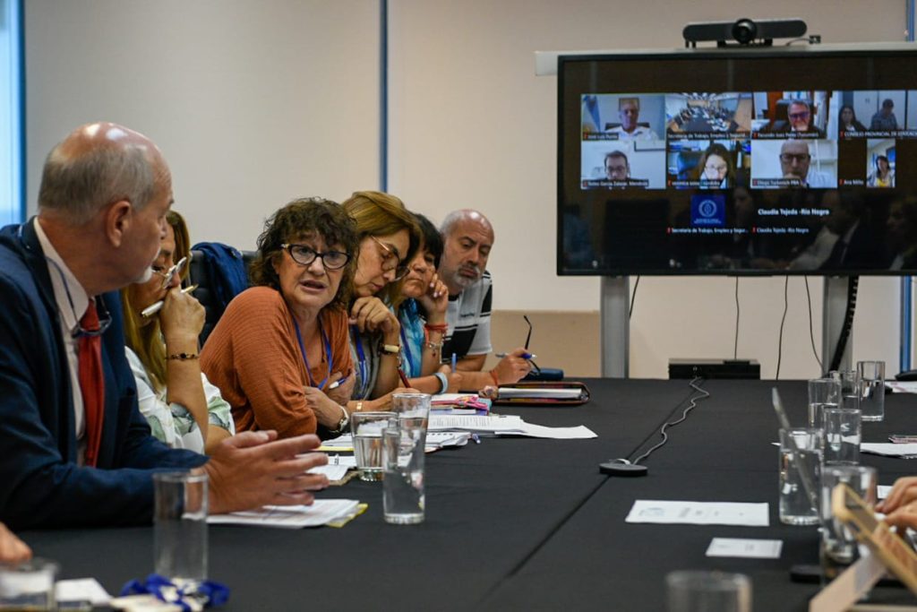 CTERA RECHAZÓ LA OFERTA DEL GOBIERNO NACIONAL EN LA PARITARIA NACIONAL DOCENTE Y LA NEGOCIACIÓN PASÓ A CUARTO INTERMEDIO