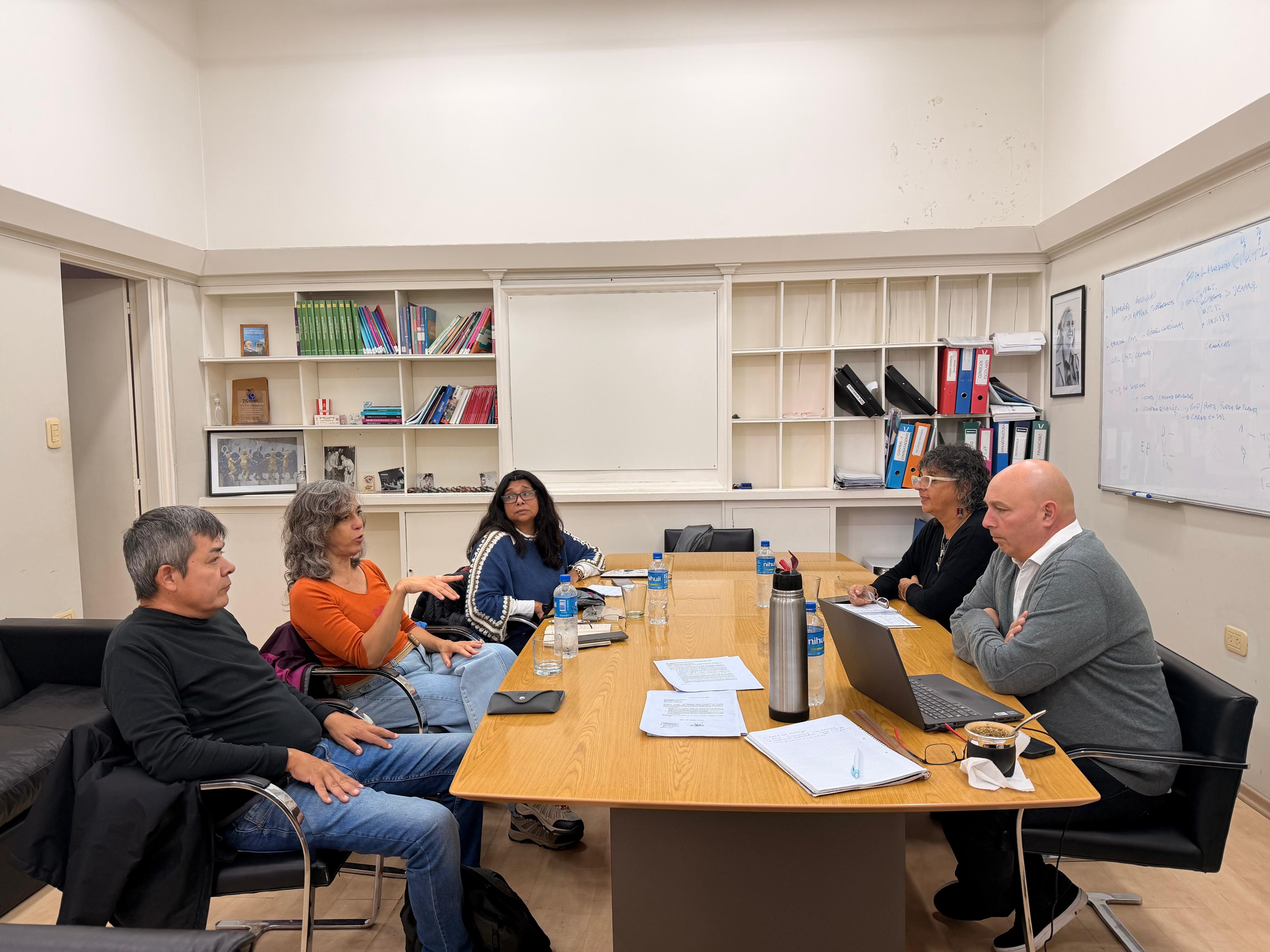 SUTEBA POR EL DERECHO A LA SALUD Y AL SALARIO