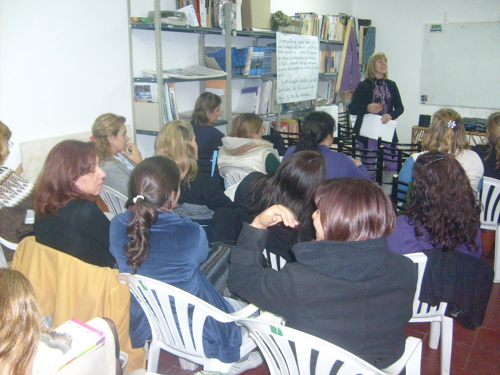 SEMINARIO:  "LA ESCUELA COMO ESPACIO DE CONSTRUCCIÓN DE CIUDADANÍA”