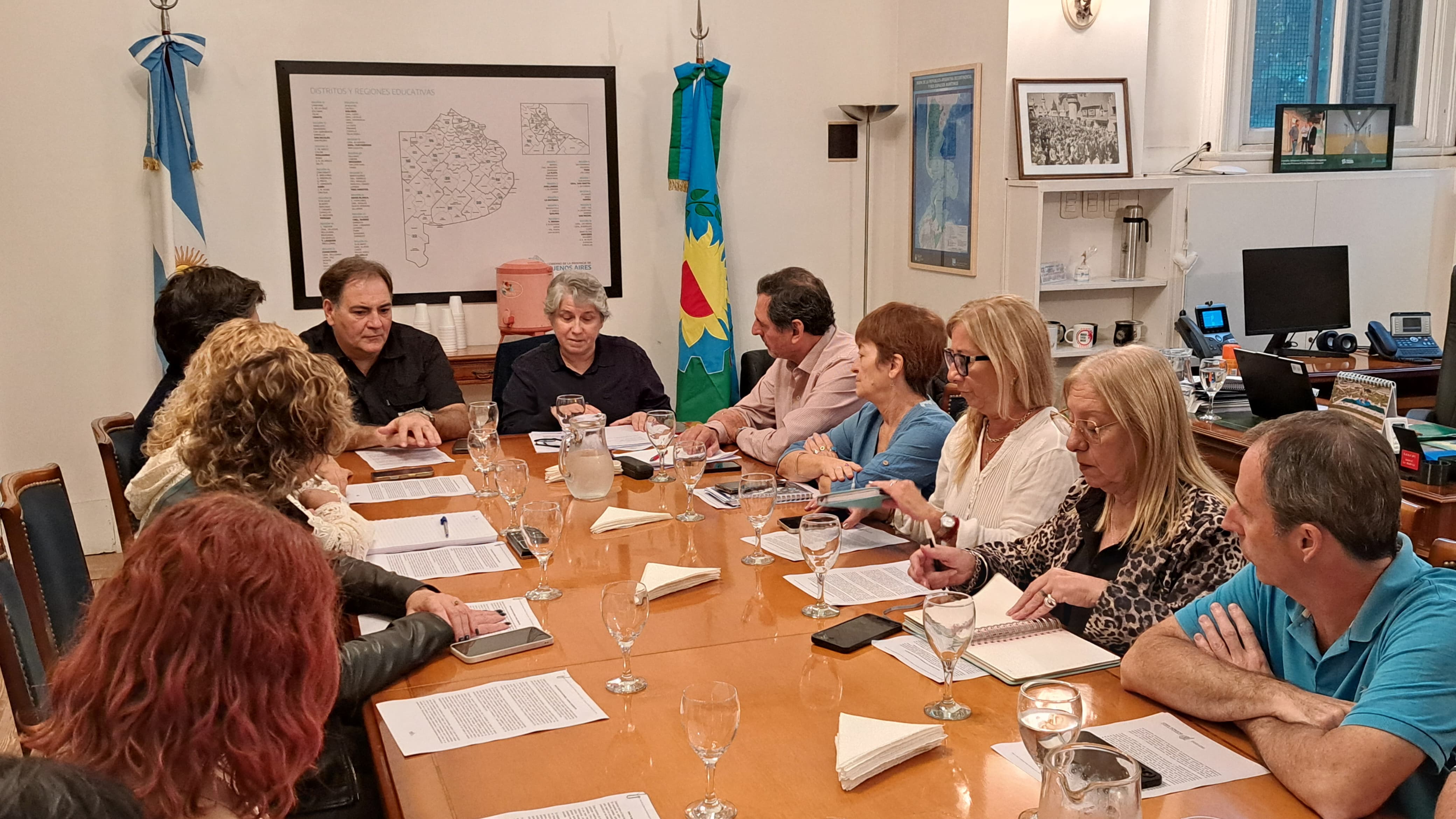 EL FUDB SE REUNIÓ CON LOS REPRESENTANTES DE EDUCACIÓN Y SEGURIDAD