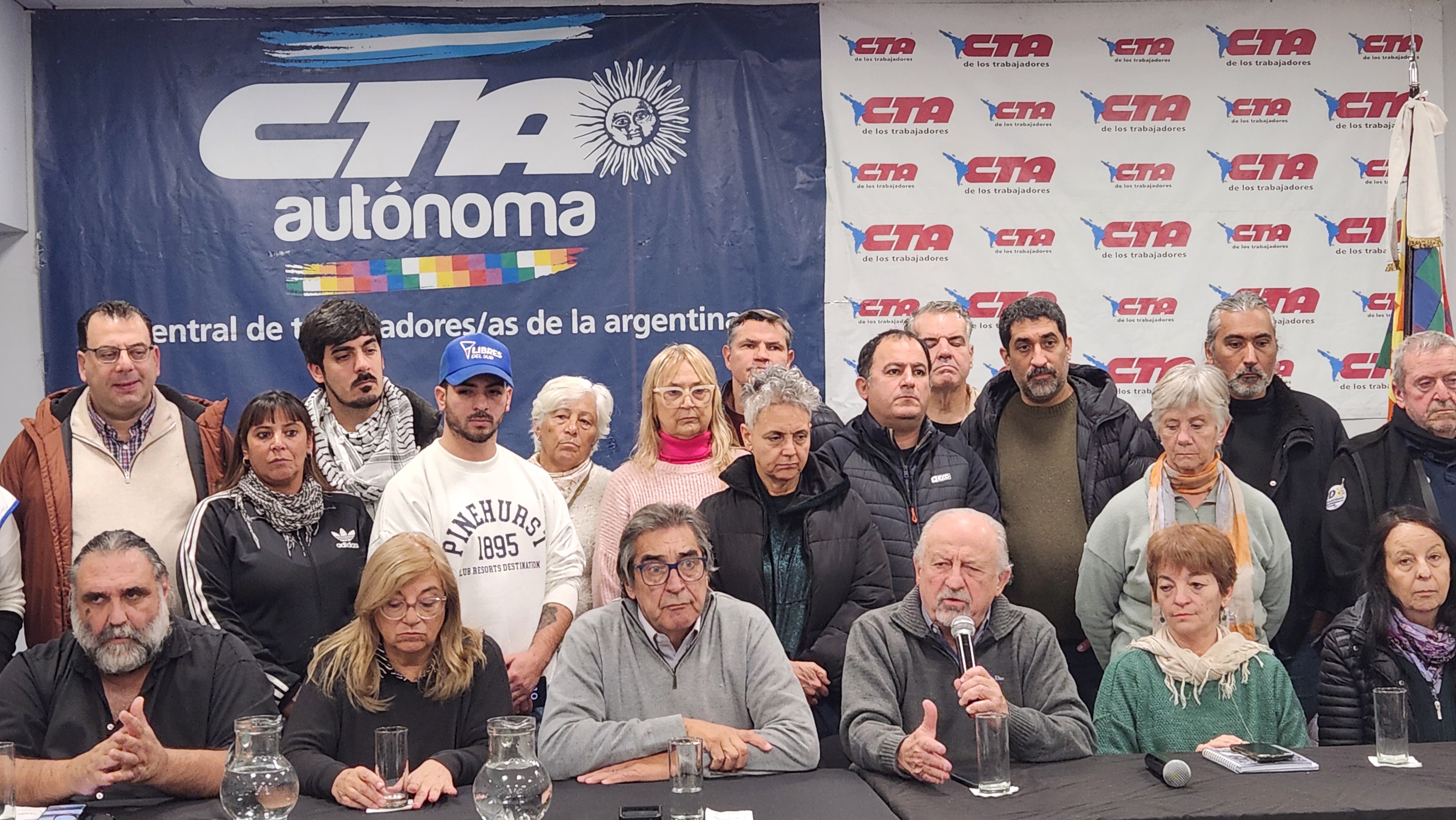 SUTEBA EXPRESA FUERTE APOYO A LA LUCHA DE LXS DOCENTES DE CHUBUT