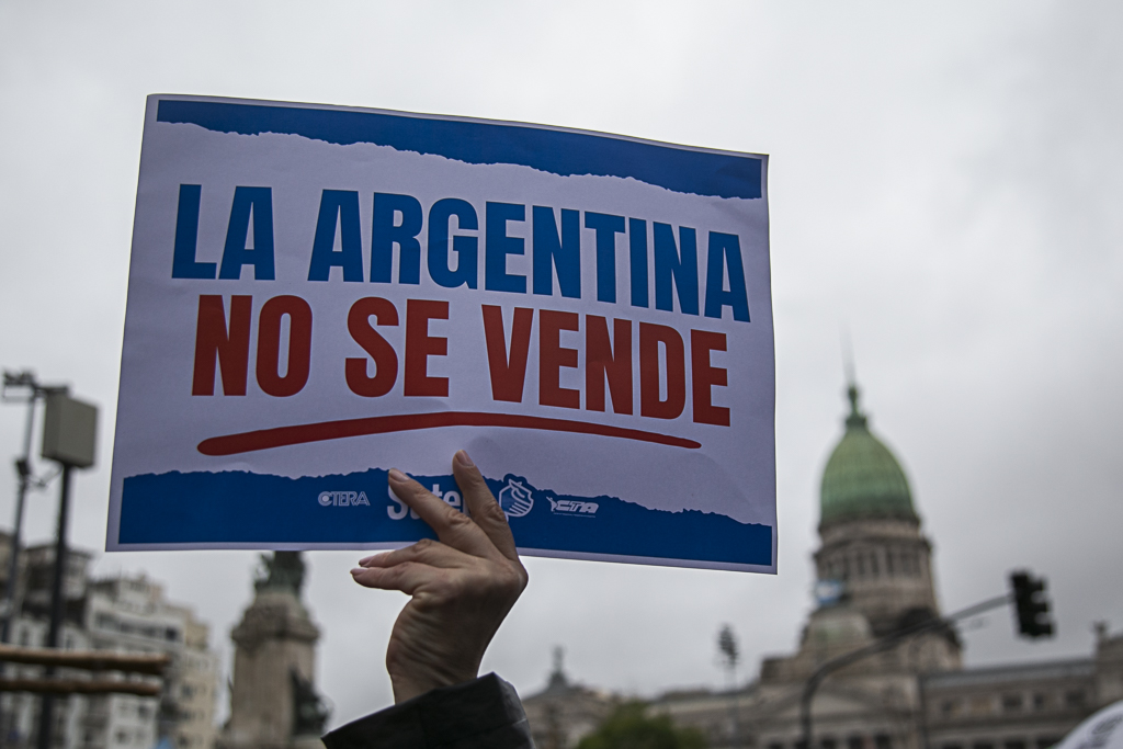MARCHAMOS AL CONGRESO PARA DECIR ¡NO AL REMATE DE LA ARGENTINA!