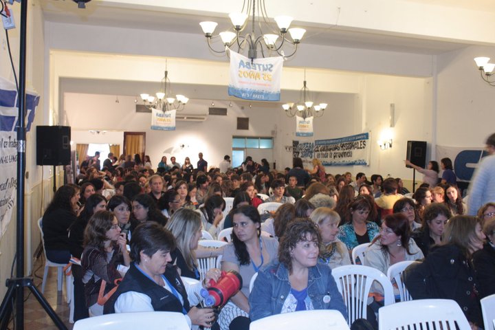 JUNÍN: JORNADA REGIONAL SUTEBA 25 AÑOS 