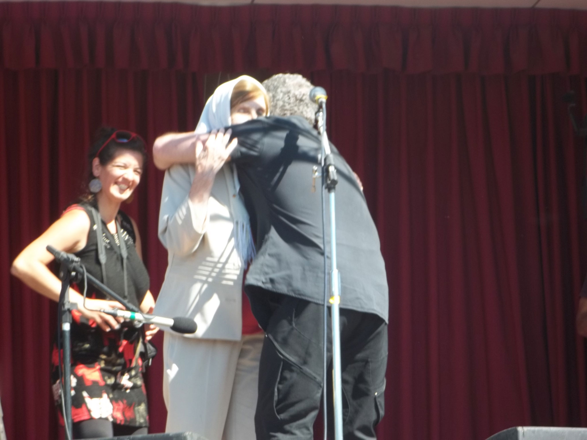 EL SUTEBA LA PLATA PRESENTE EN ACTO HOMENAJE A CARLOS ESTEBAN ALAYES