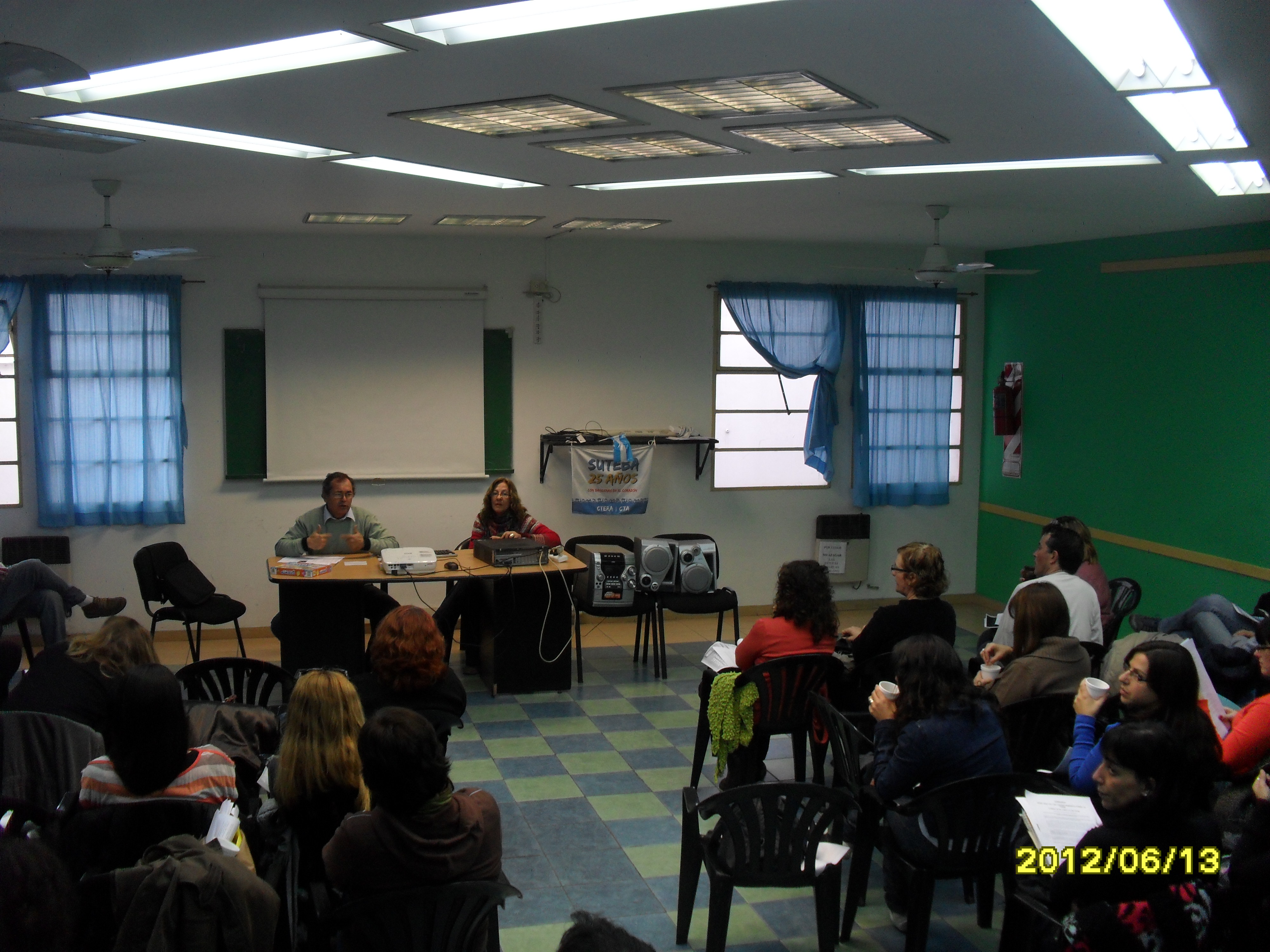 JORNADA DE REFLEXIóN SOBRE LA VIOLENCIA EN LAS ESCUELAS