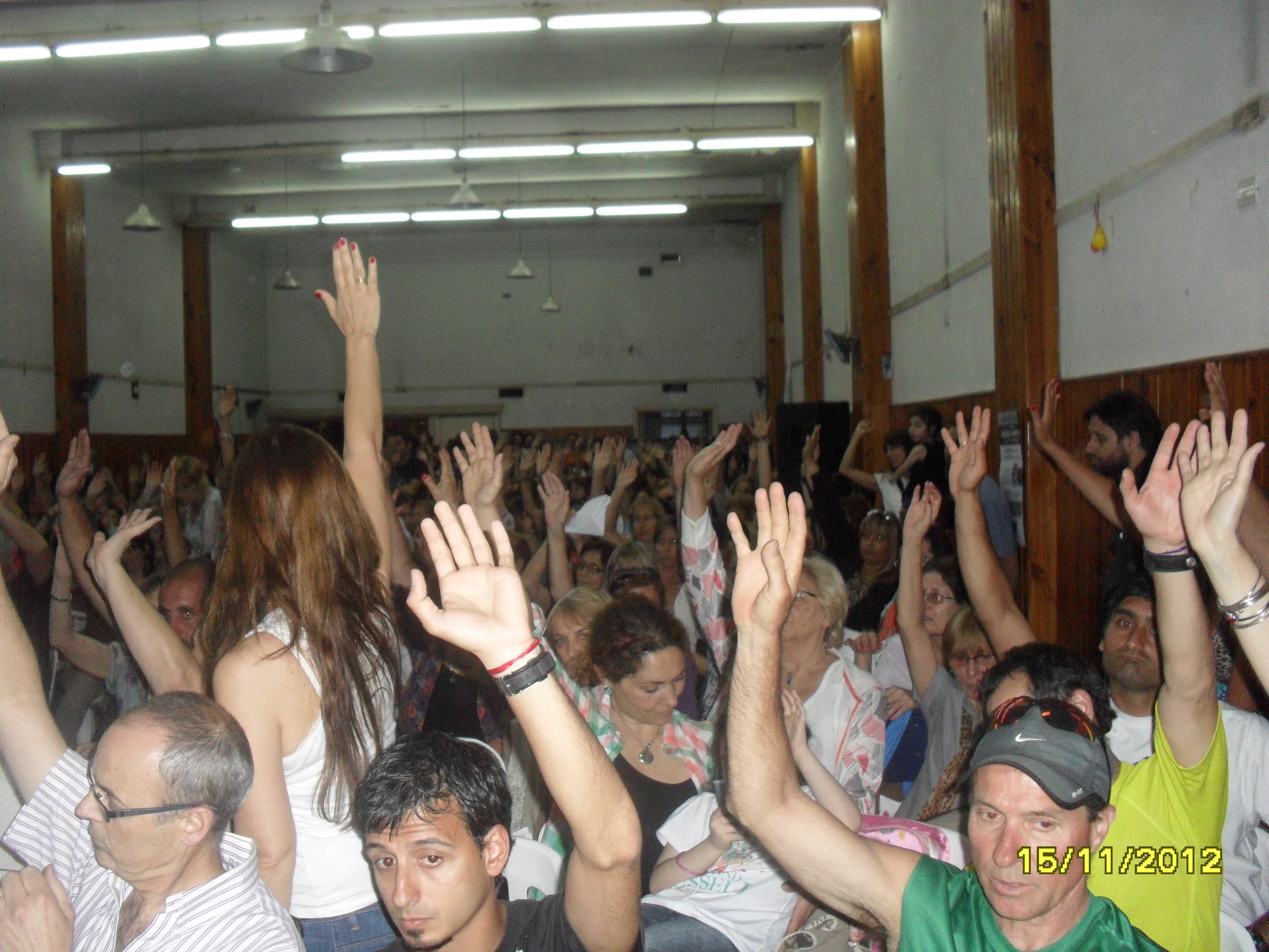 MASIVA ASAMBLEA ¡ARRASÓ LA CELESTE!