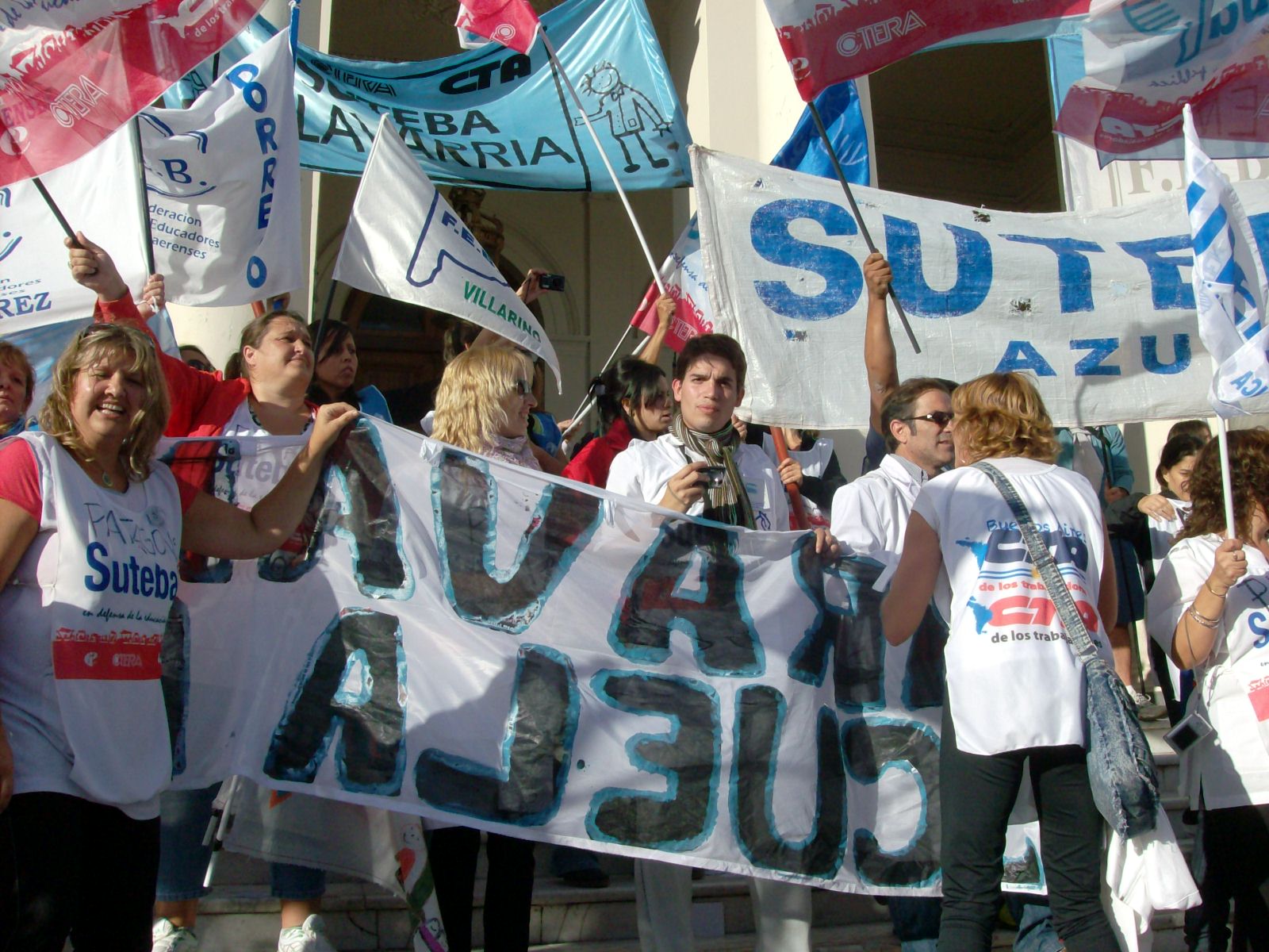 Azul
