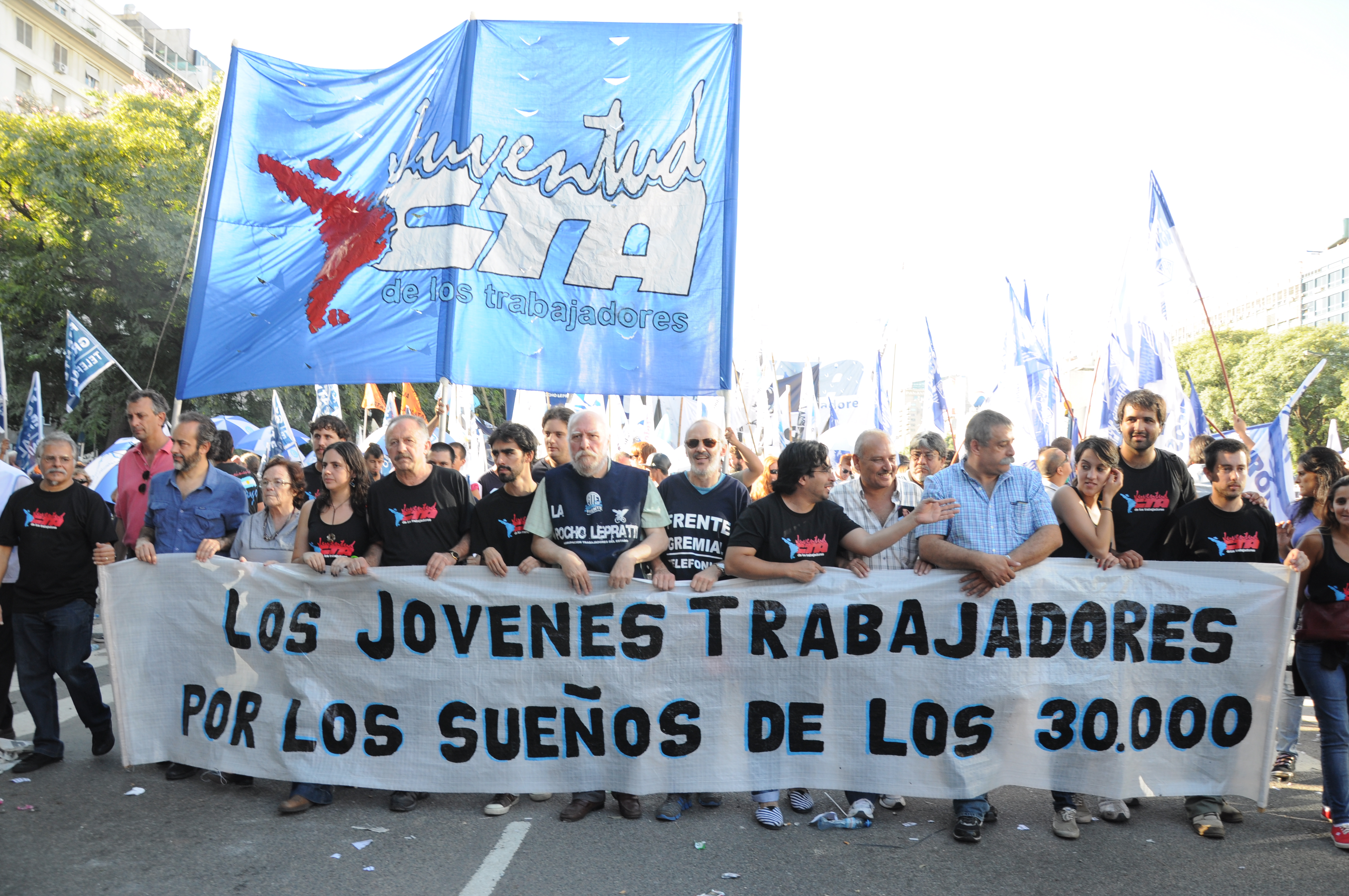 SUTEBA ESTUVO EN LA PLAZA PARA DECIR: ¡NUNCA MÁS Y BASTA DE CORPORACIONES JUDICIALES!