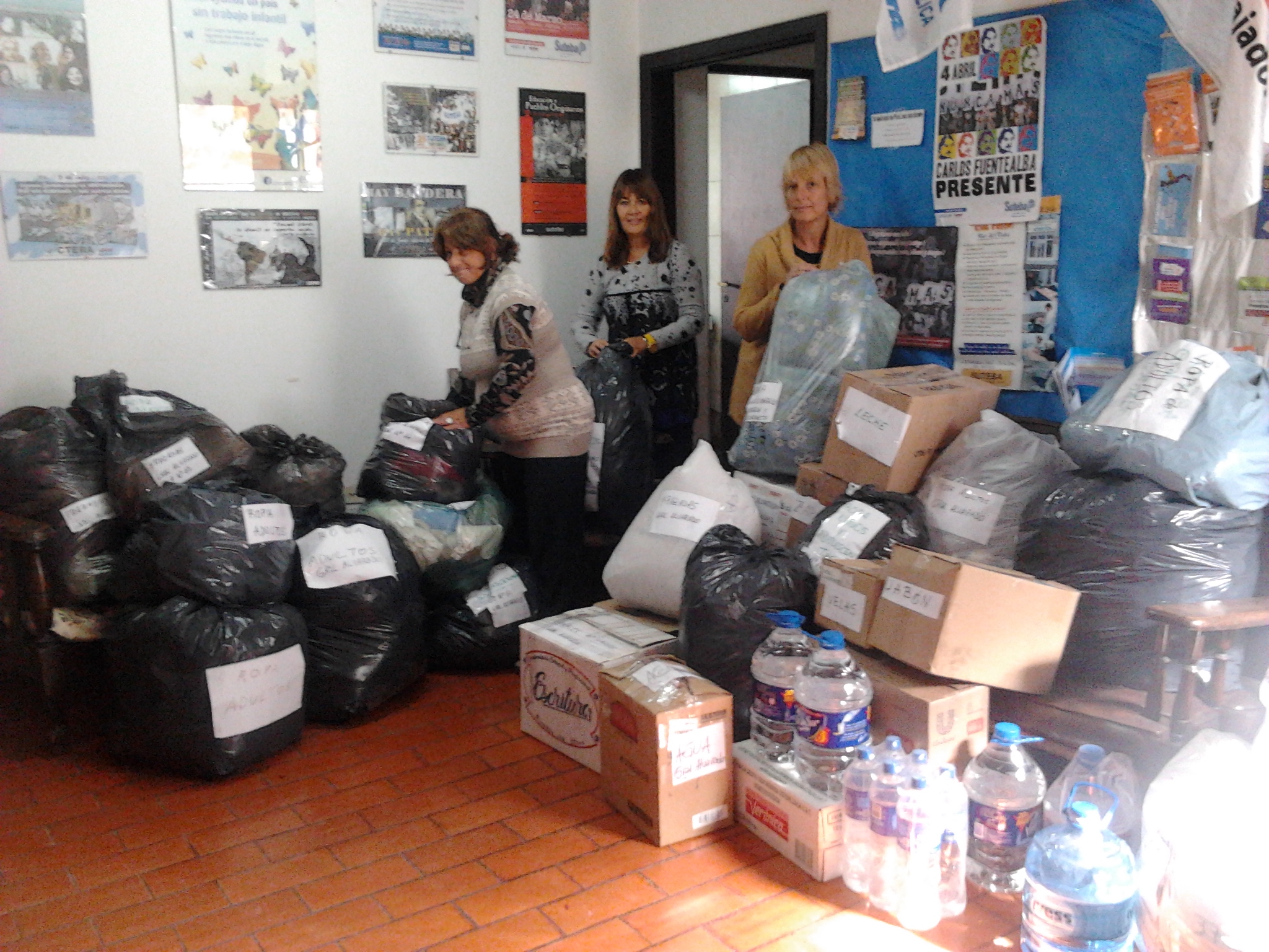 CAMPAÑA SOLIDARIA DEL SUTEBA EN GRAL. ALVARADO