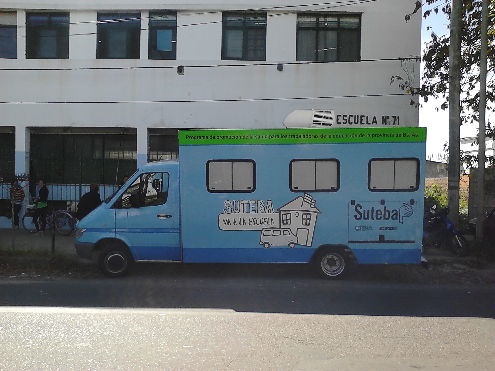 MAS DE 2000 PERSONAS VACUNADAS EN LA CAMPAÑA DE PREVENCION DE SUTEBA LA PLATA