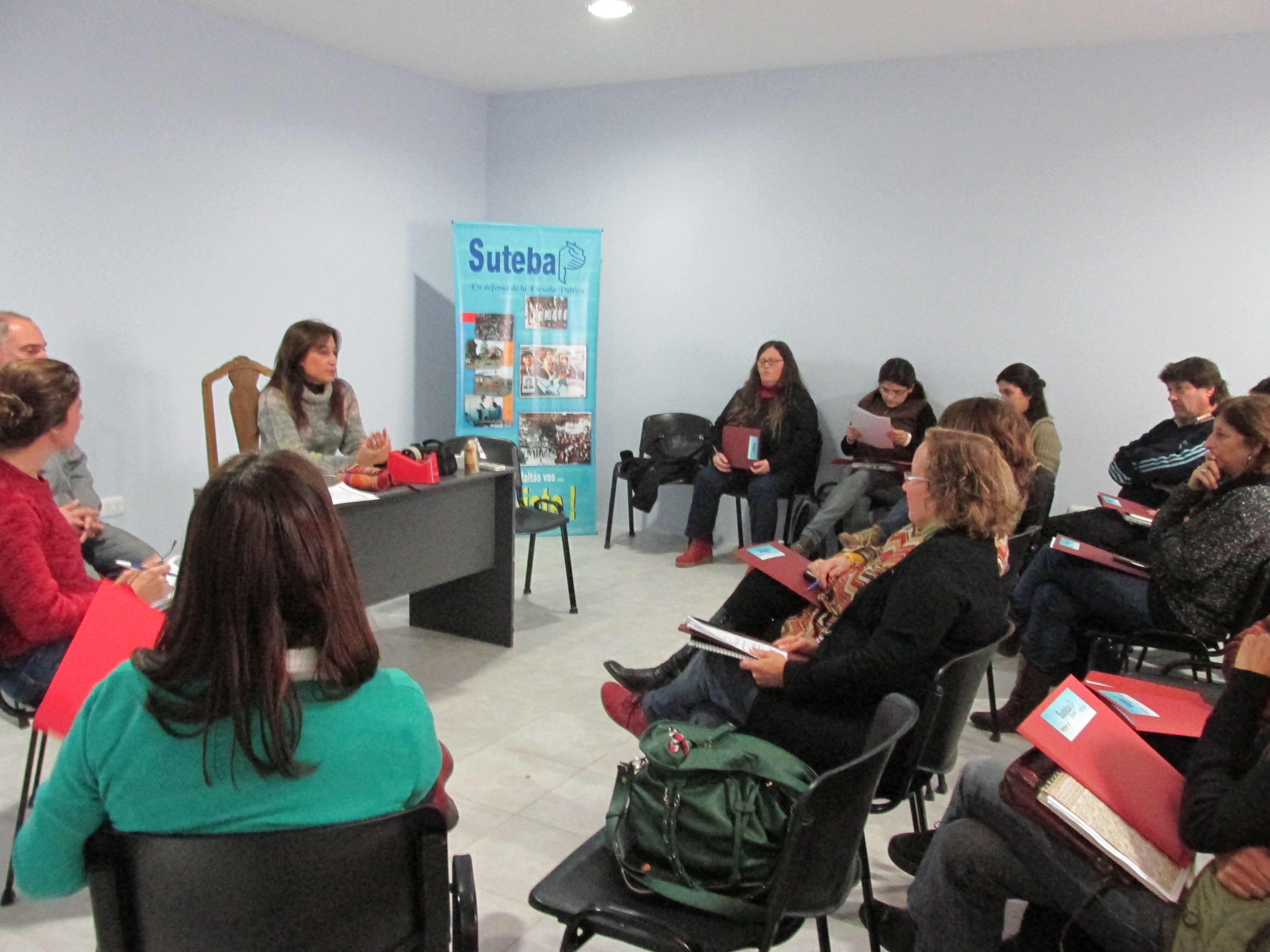 INICIARON LOS TALLERES DE COMUNICACIÓN RADIOFÓNICA ESCOLAR COMUNITARIA 