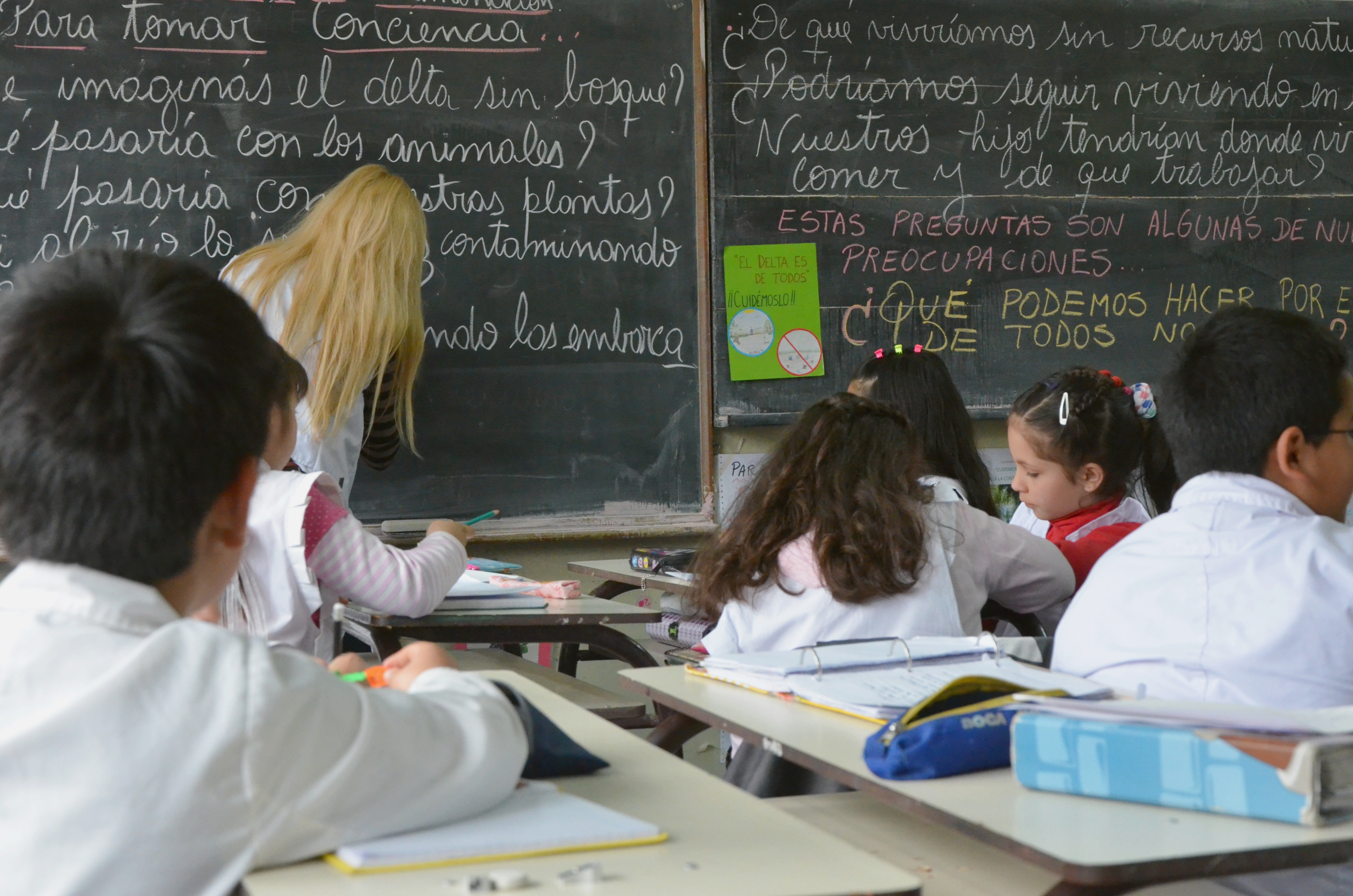 EL TRABAJO DOCENTE: UN TRABAJO COLECTIVO