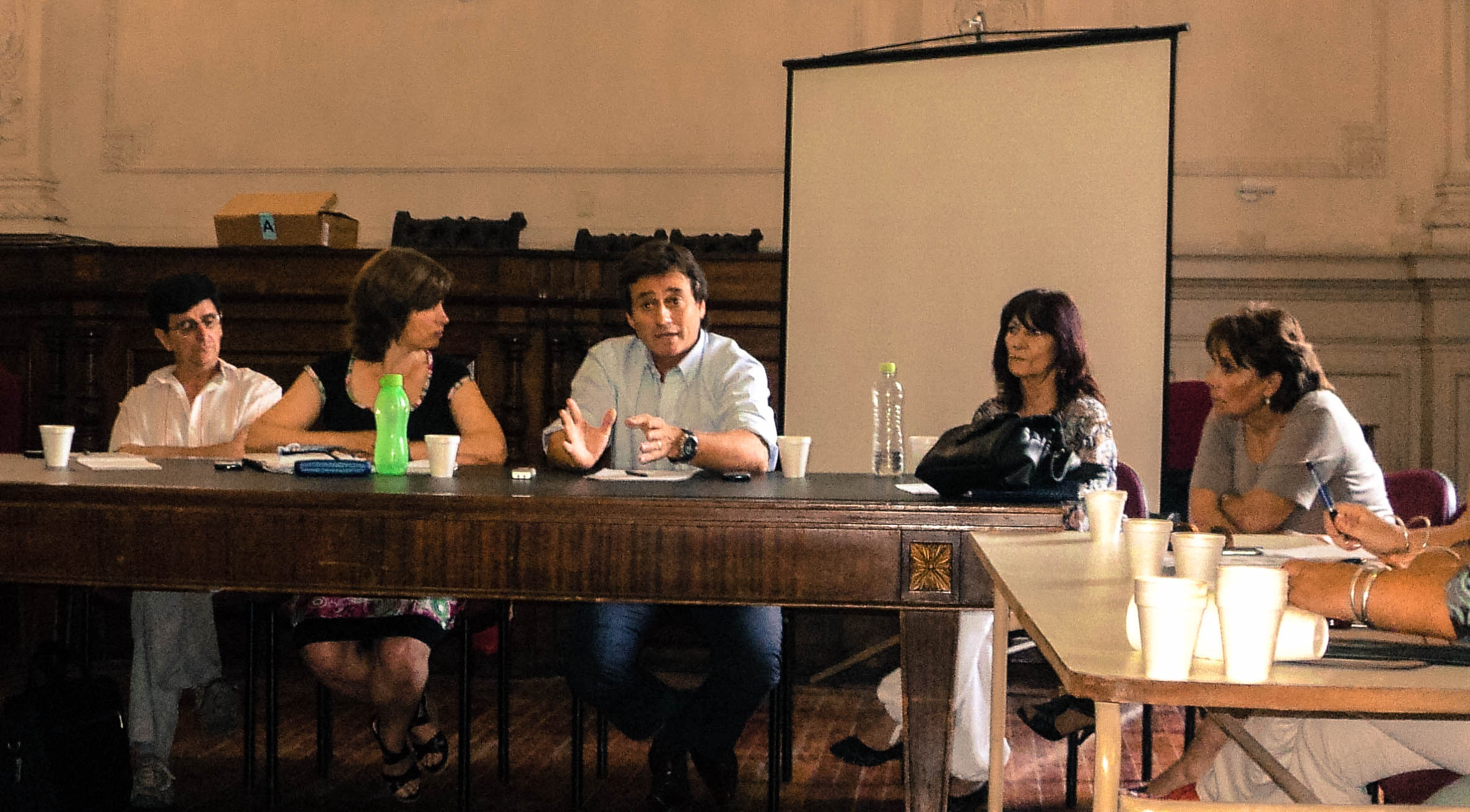 SESIÓN EXTRAORDINARIA DE LA COMISIÓN JURISDICCIONAL DE SALUD Y SEGURIDAD PERTENECIENTE A EDUCACIÓN