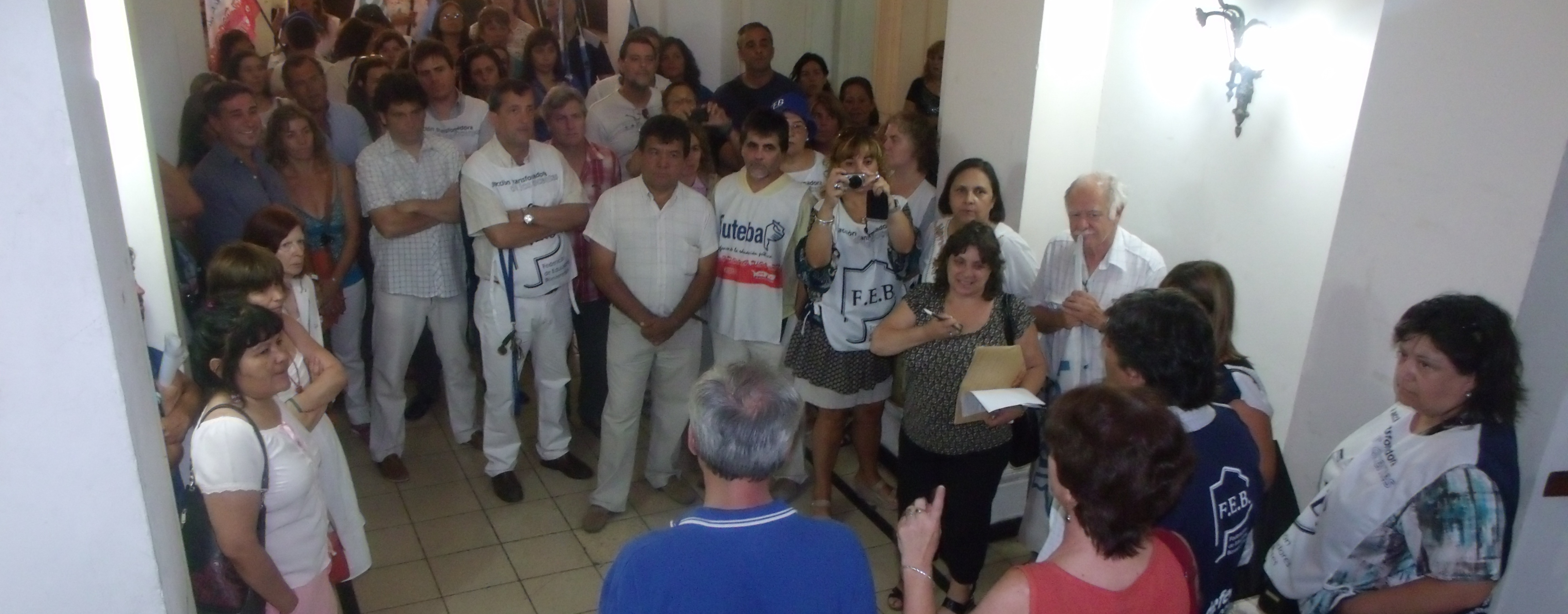 SUTEBA EXIGIÓ POR SALARIOS ADEUDADOS: "ES UNA VERGÜENZA QUE SE SIGAN VULNERANDO LOS DERECHOS DE LOS TRABAJADORES"