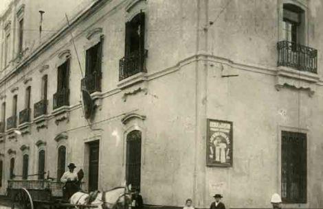 16 DE MARZO: EN 1812, MARIANO MORENO INAUGURA LA BIBLIOTECA PÚBLICA DE BUENOS AIRES, HOY BIBLIOTECA NACIONAL