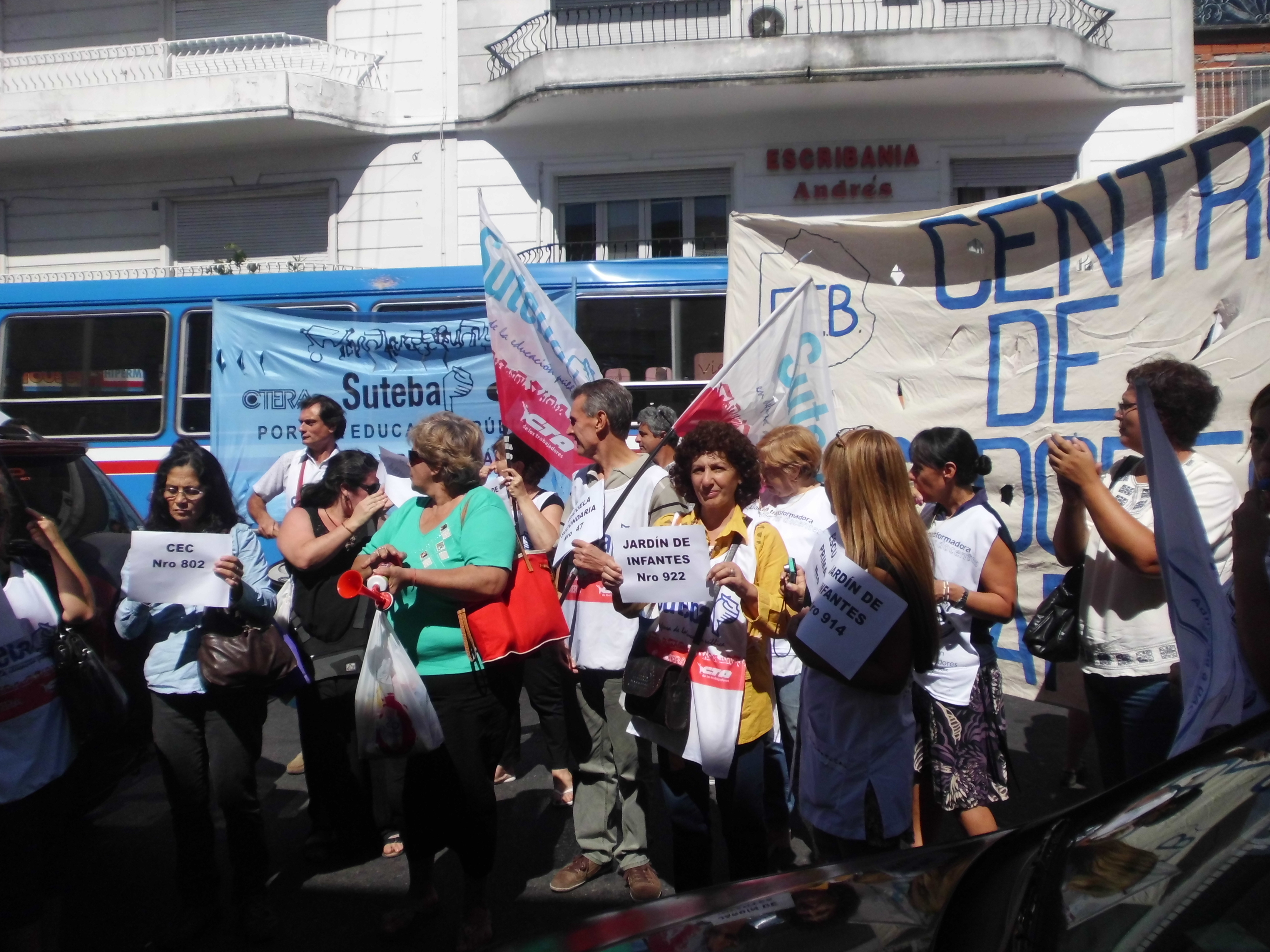 San Martín y 3 de Febrero