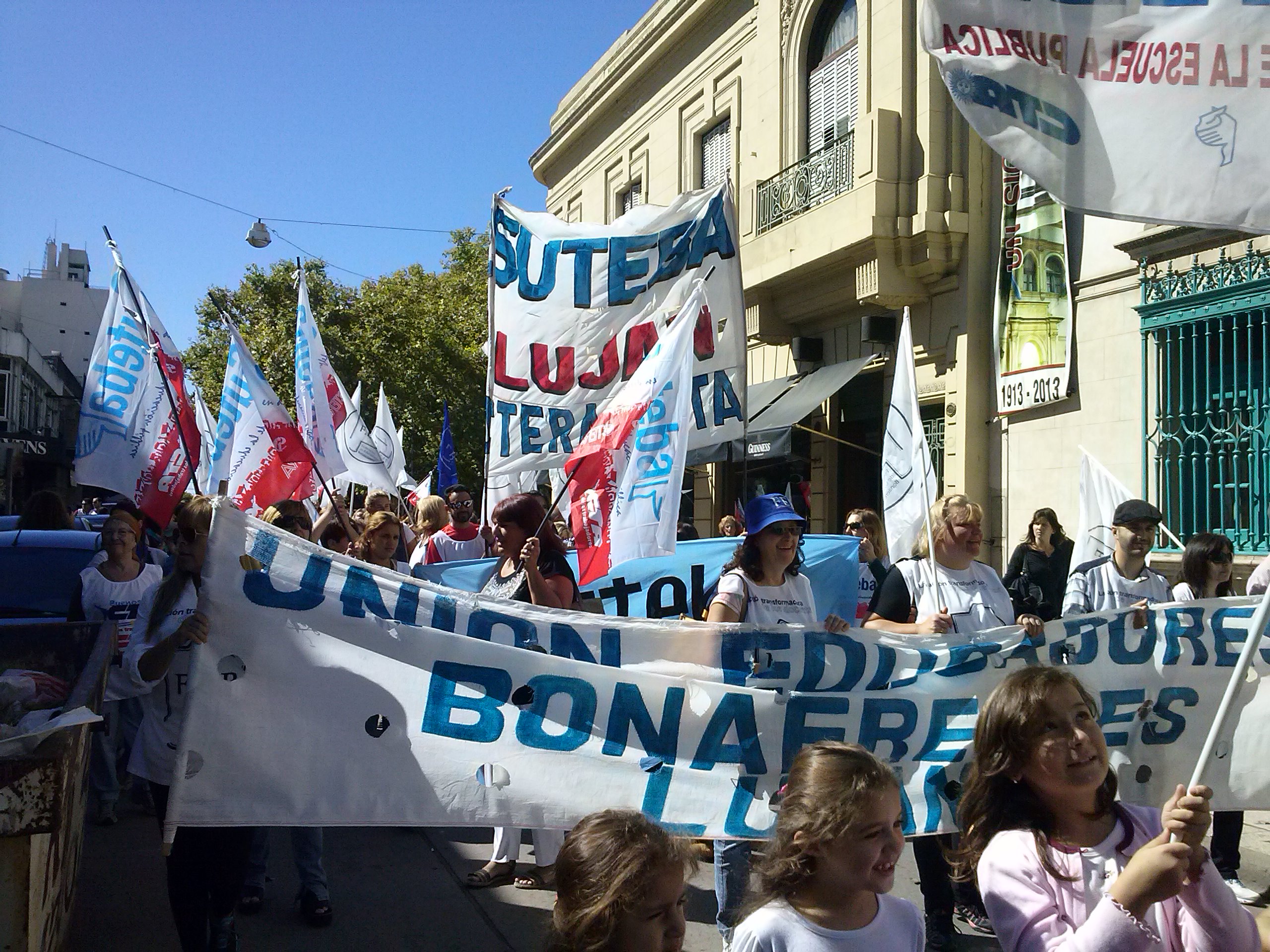 Luján