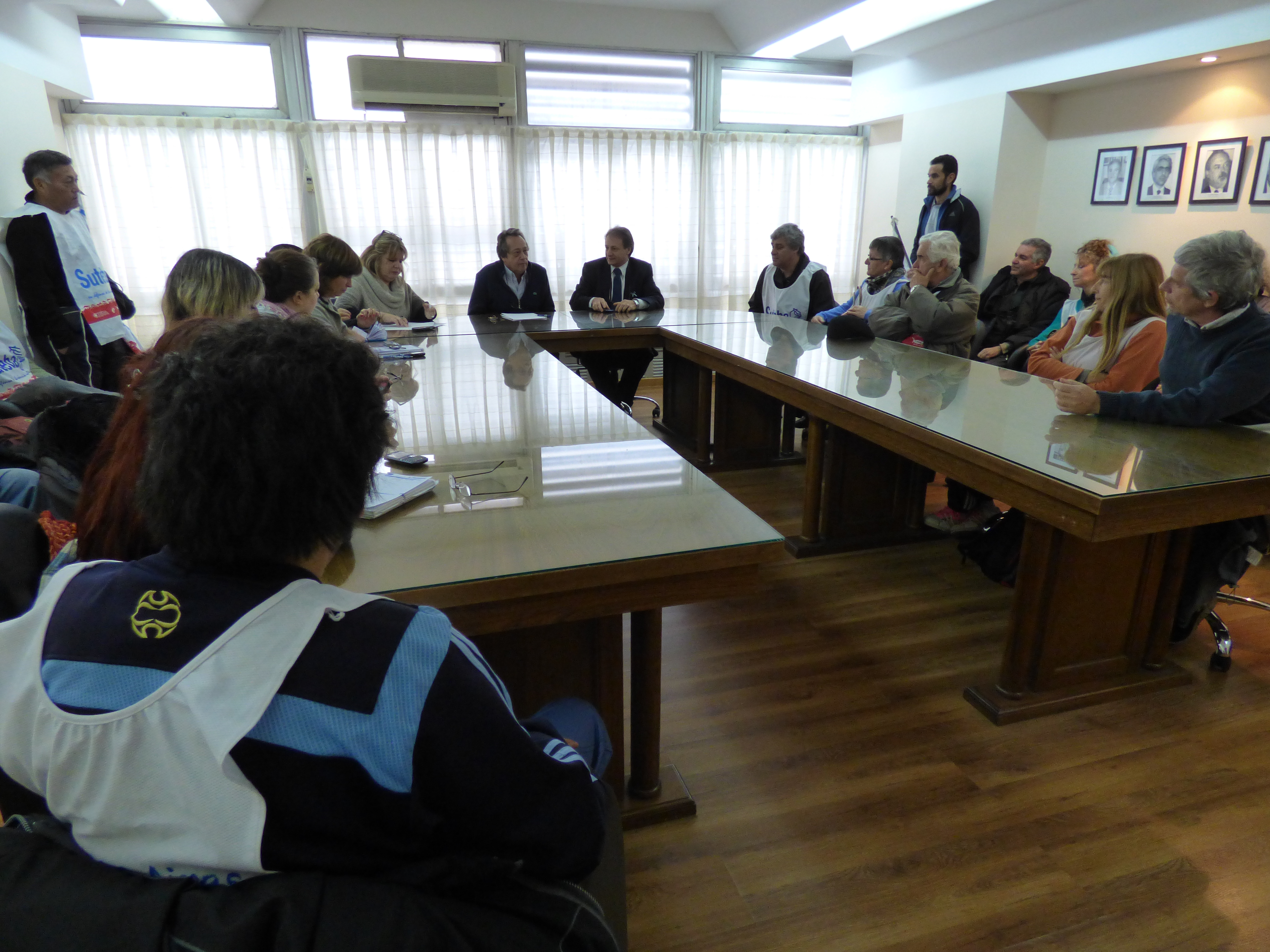 REUNIÓN POR IOMA 