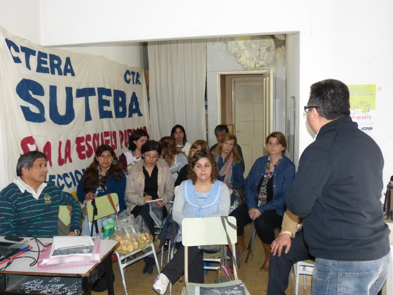 SEMINARIO "ENSEÑAR CON LA RADIO ESCOLAR COMUNITARIA"