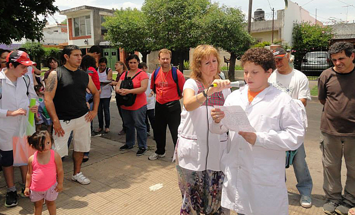 SUTEBA ITUZAINGÓ PRESENTE EN EL ABRAZO A LA EP Nº11
