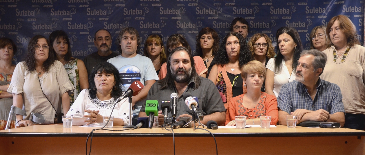 BARADEL: "POR EL COMPROMISO QUE TENEMOS CON LOS DOCENTES, LOS PADRES Y LOS CHICOS, UN AUMENTO DEL 40% DEL SALARIO INICIAL Y UN 36% PROMEDIO MERECE QUE EL LUNES VAYAMOS A CLASES"
