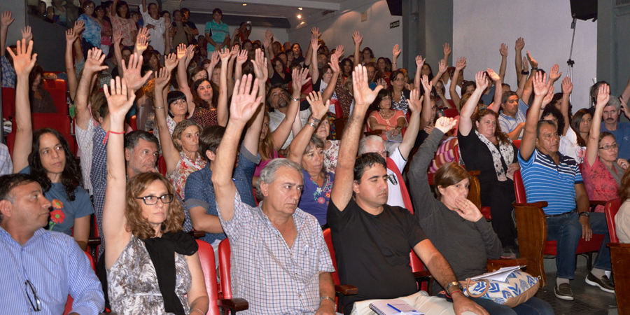 POR AMPLÍSIMA MAYORÍA EL PLENARIO DE SECRETARIOS GENERALES APROBÓ LA PROPUESTA DE AUMENTO SALARIAL